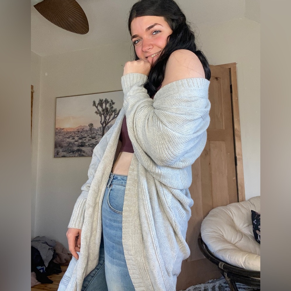 American Eagle 🦅 Duster Cardigan Size Medium